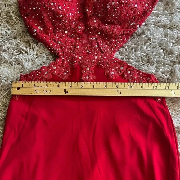 Alyce evening gown - Picture 6 of 9